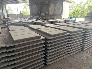 佛山順德選透水磚找華堅(jiān)實(shí)力廠家_高品質(zhì)_大量現(xiàn)貨.